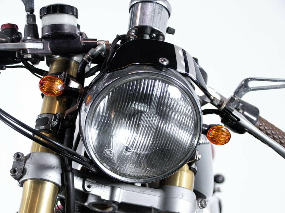 Immagine 9/50 di Honda CB 350 Four (1975)
