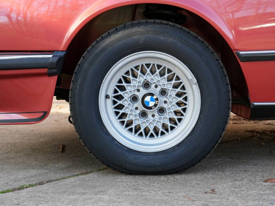 Bild 40/46 von BMW 635 CSi (1981)