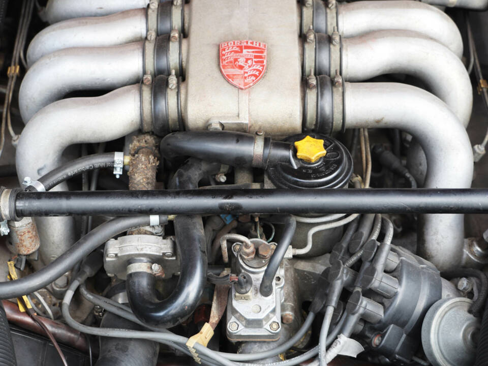 Image 48/52 of Porsche 928 S (1980)