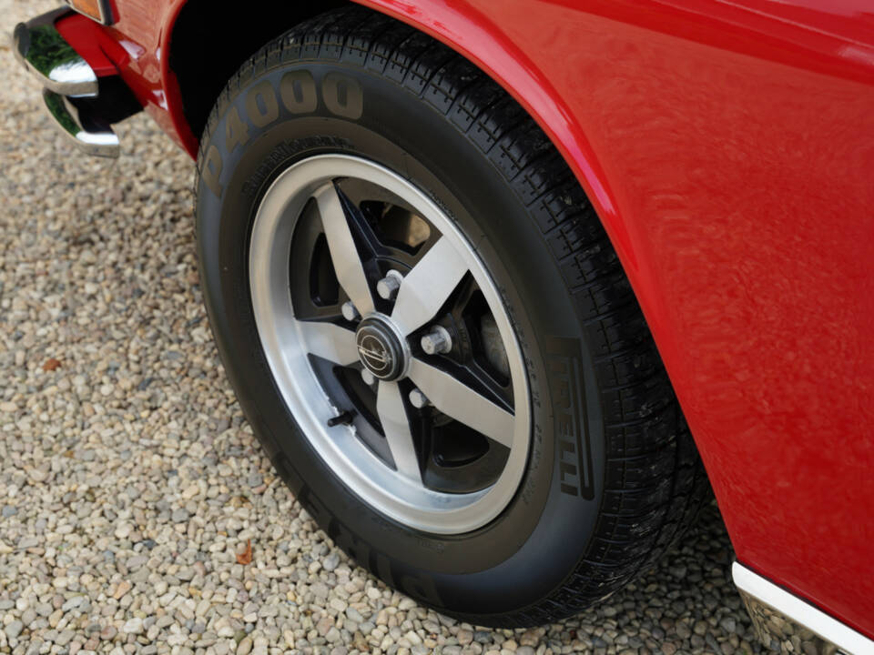 Image 39/50 of Jensen Interceptor MK III (1976)