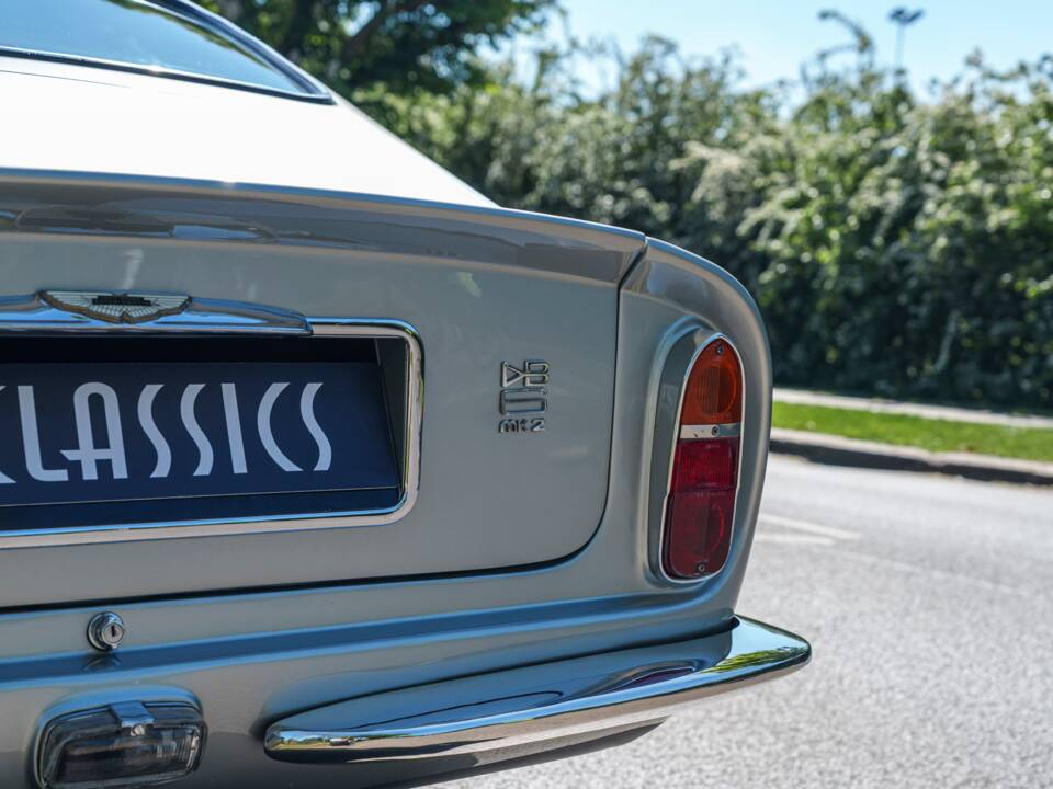 Immagine 12/27 di Aston Martin DB 6 Mk II (1971)