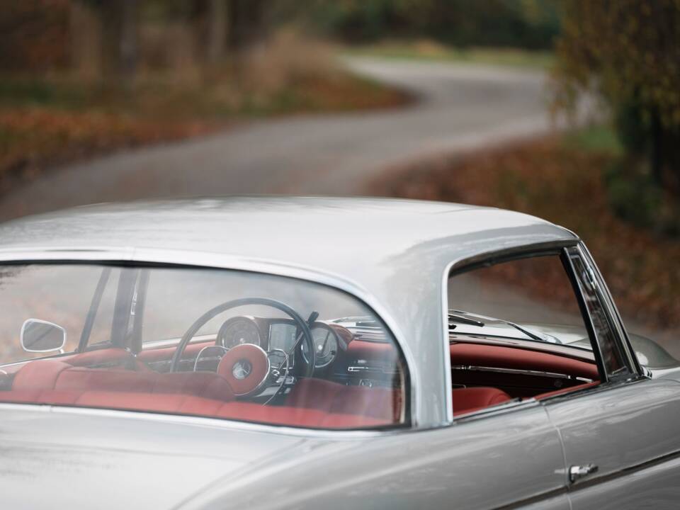 Bild 3/40 von Mercedes-Benz 300 SE (1965)