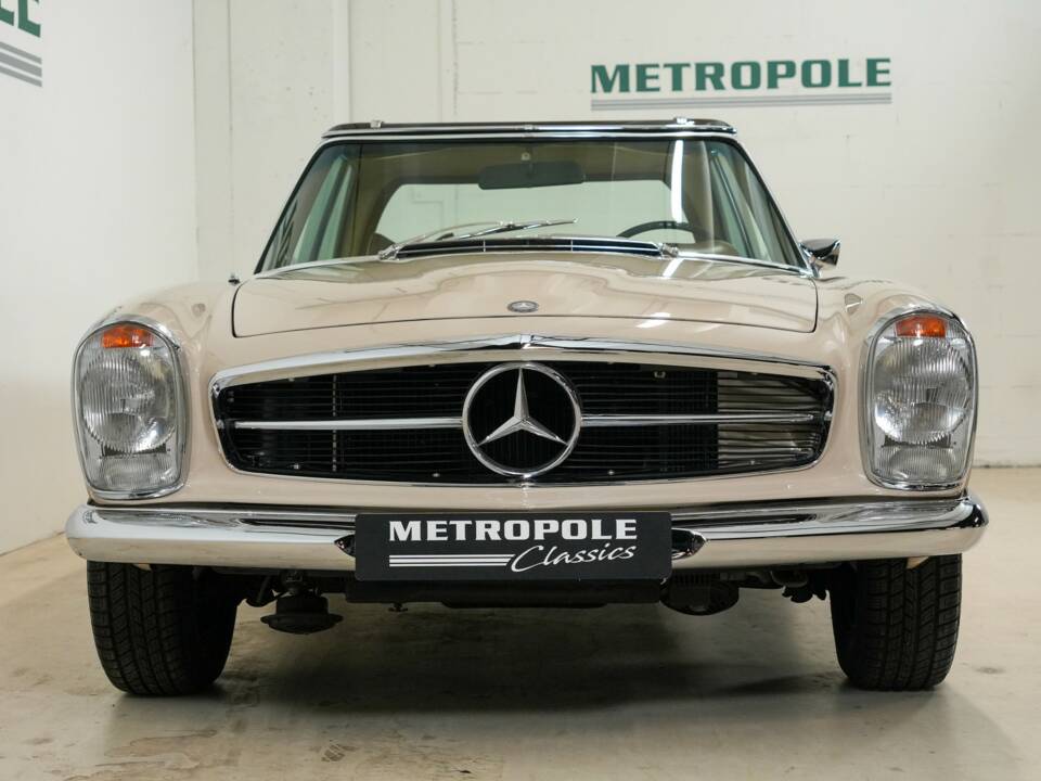 Image 10/24 of Mercedes-Benz 280 SL (1970)