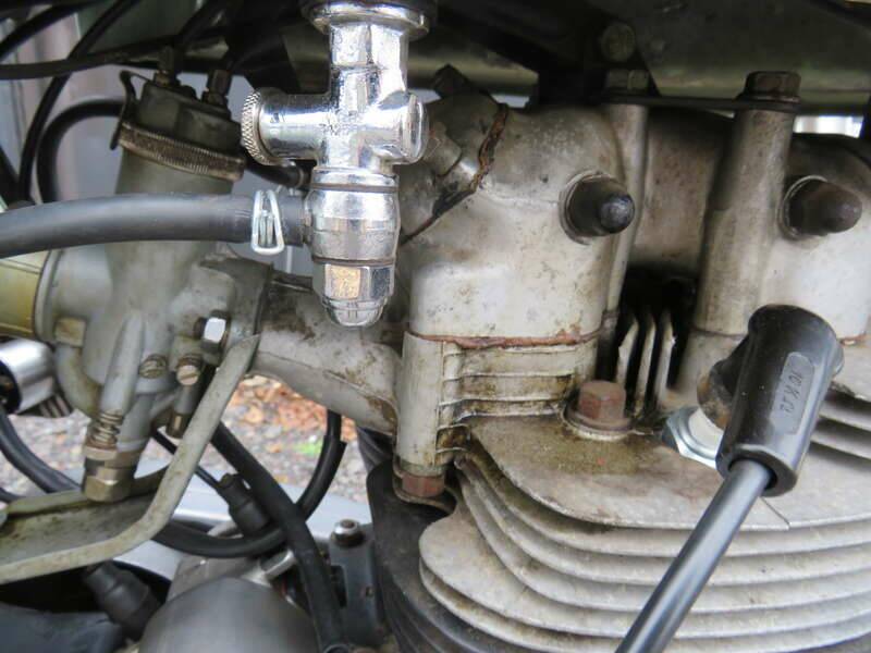 Image 28/45 de BSA A 7 Shooting Star (1960)