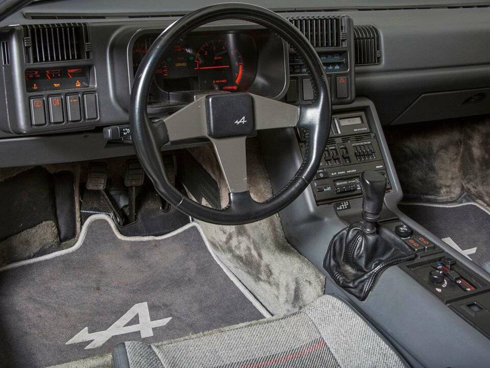 Bild 18/32 von Alpine GTA V6 Turbo (1986)
