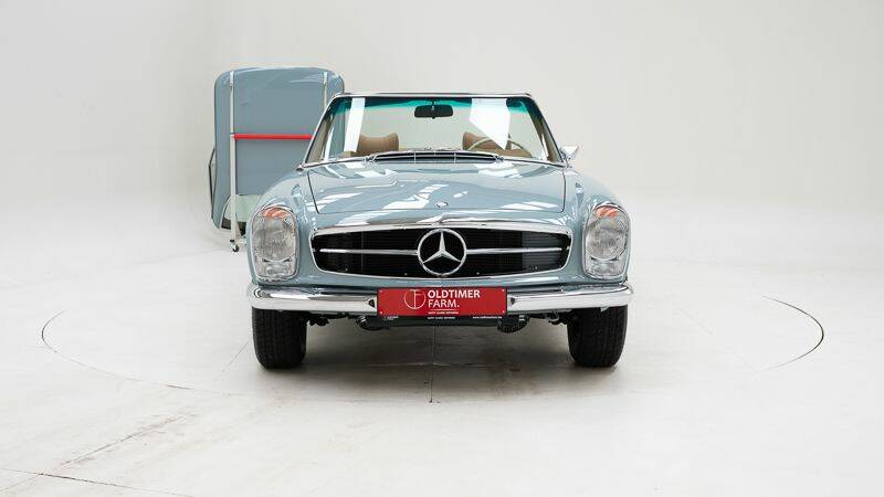 Image 9/15 de Mercedes-Benz 280 SL (1970)