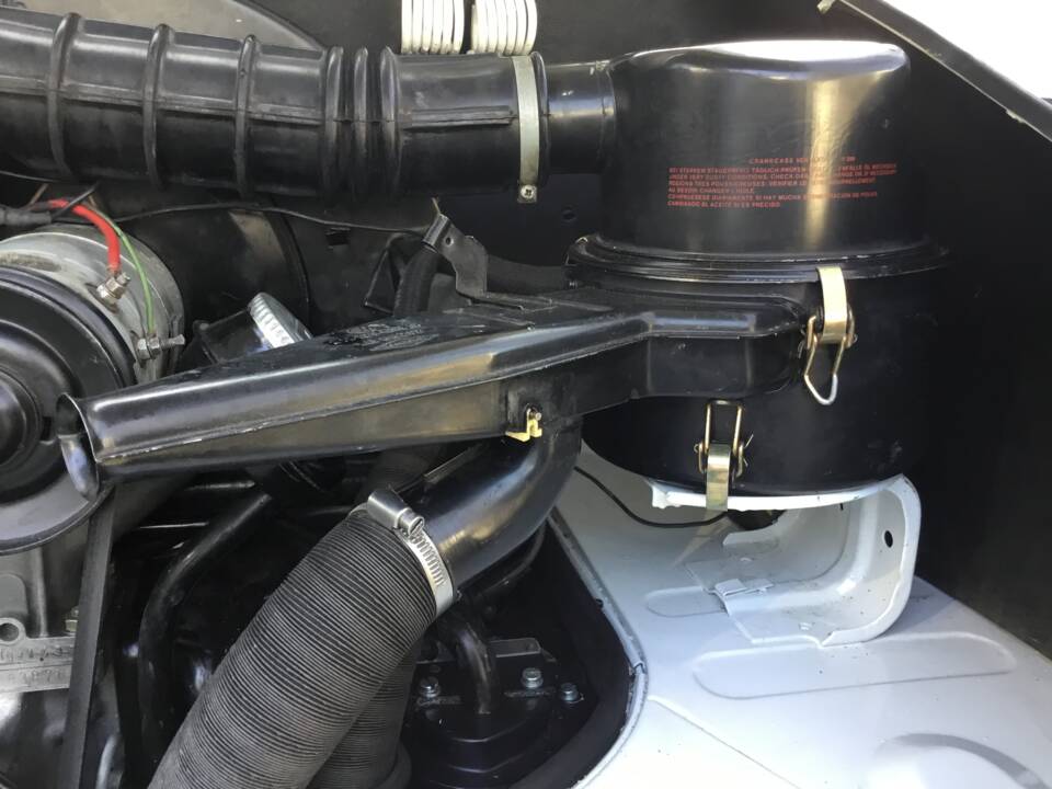 Image 44/83 of Volkswagen Karmann Ghia 1500 (1969)