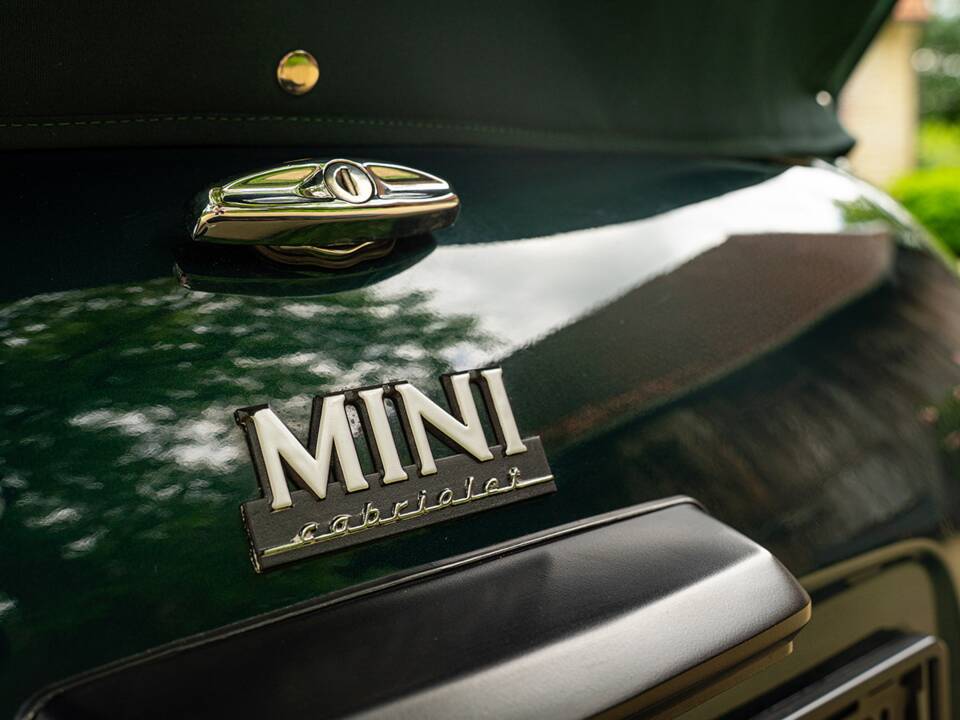 Image 30/85 of Rover Mini Cabriolet (1996)