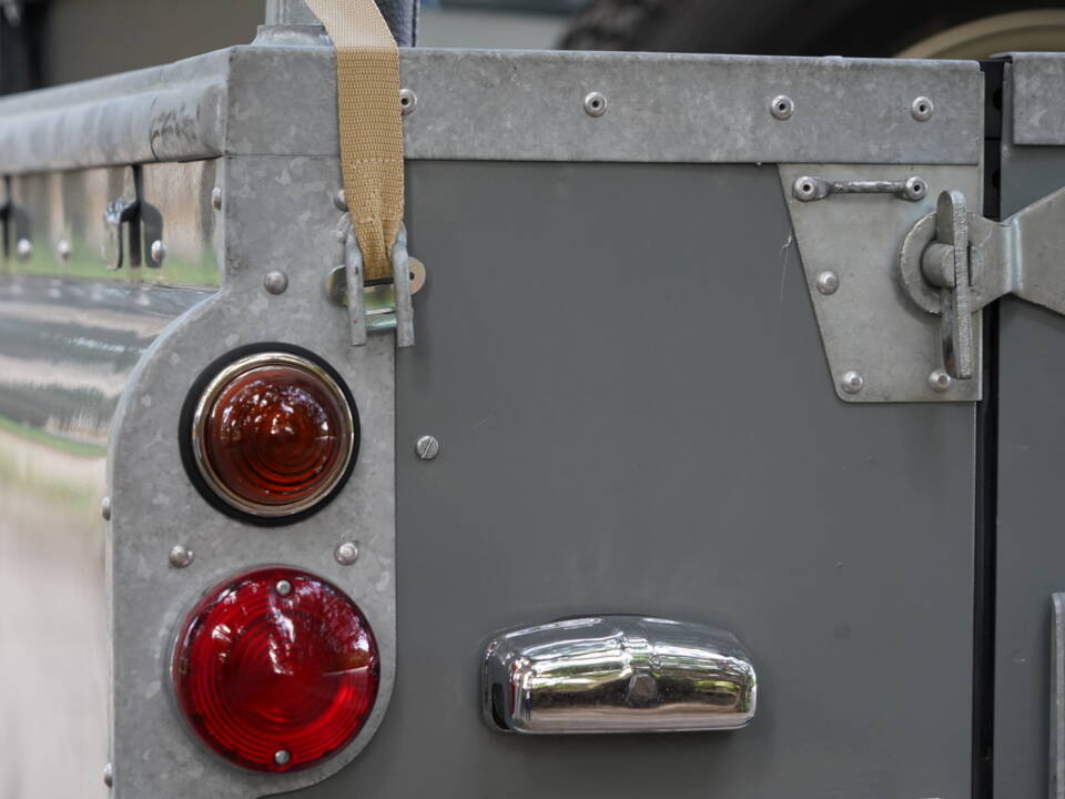 Bild 52/79 von Land Rover 88 (1963)
