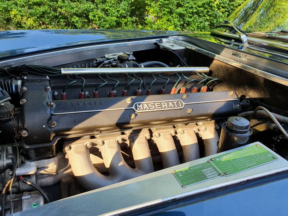 Image 35/58 of Maserati 3500 GTI Touring (1963)