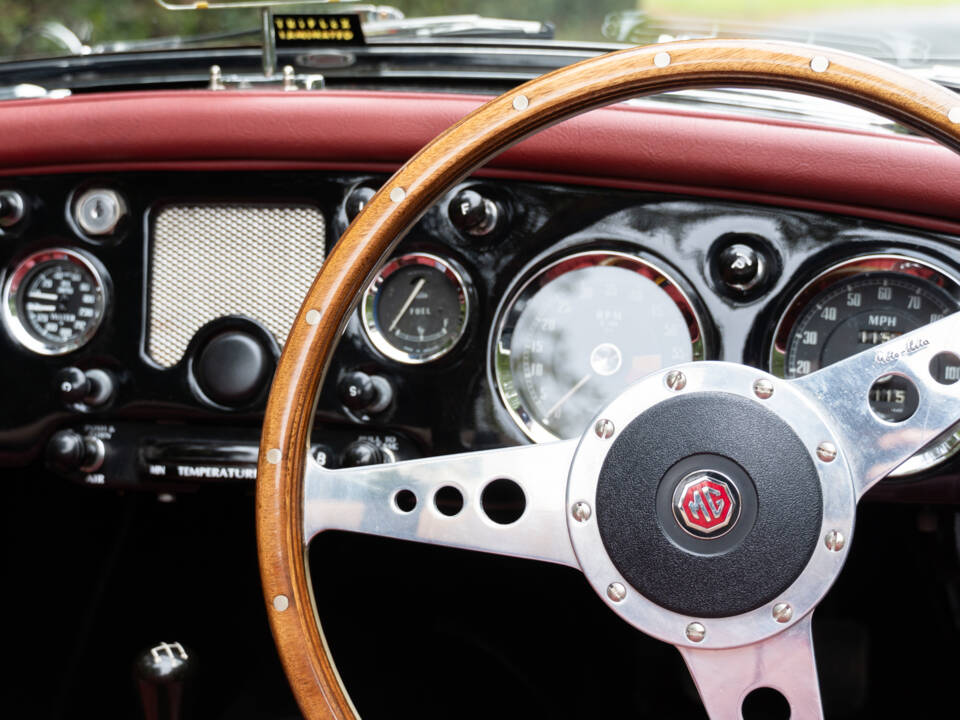 Image 16/16 de MG MGA 1600 (1959)