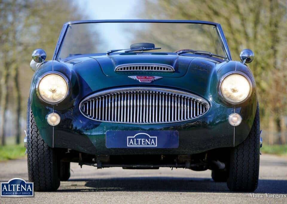 Immagine 2/44 di Austin-Healey 3000 Mk III (BJ8) (1965)