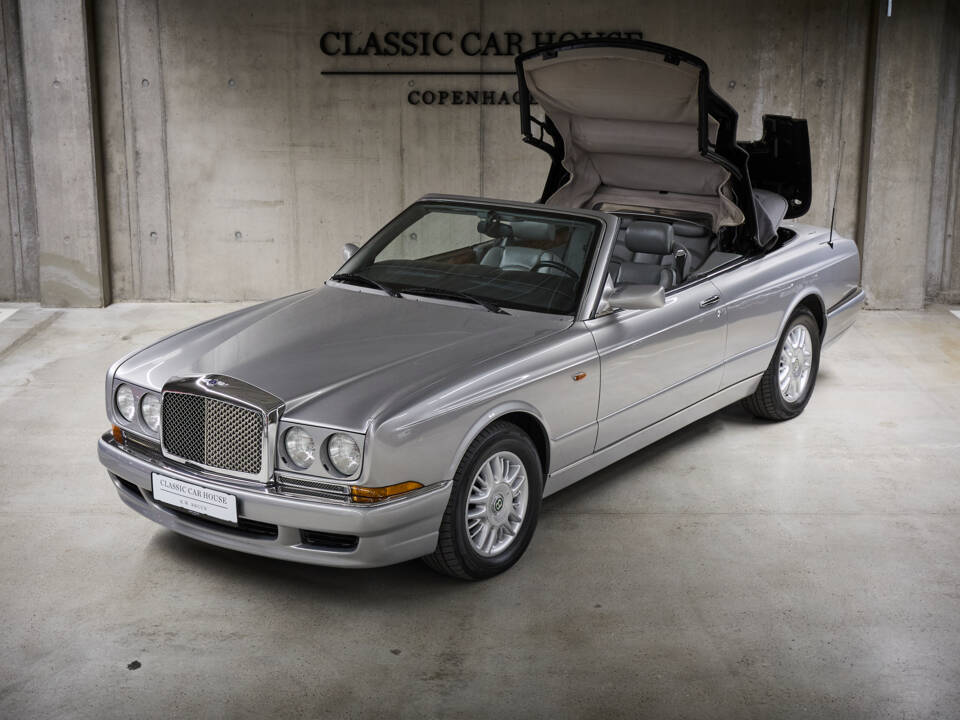 Image 66/77 of Bentley Azure (2001)