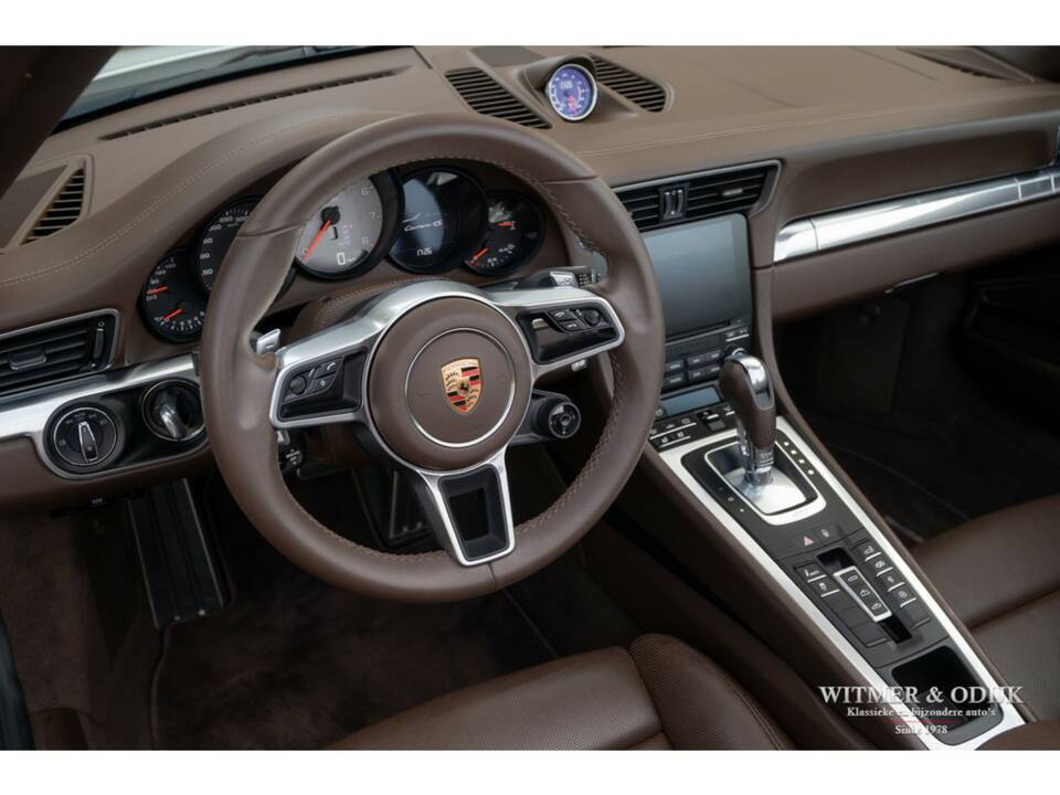 Image 3/36 of Porsche 911 Carrera 4S (2015)