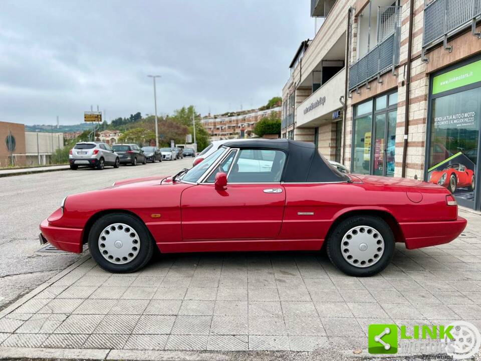 Imagen 7/10 de Alfa Romeo 1.6 Spider (1991)