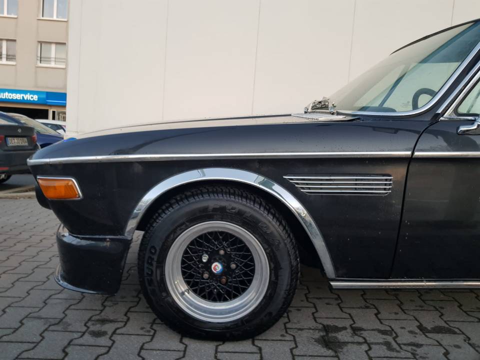 Image 16/57 of BMW 2800 CS (1970)