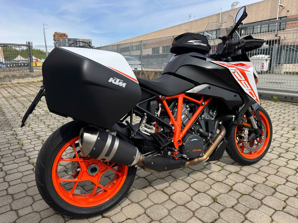 Bild 6/15 von KTM DUMMY (2020)