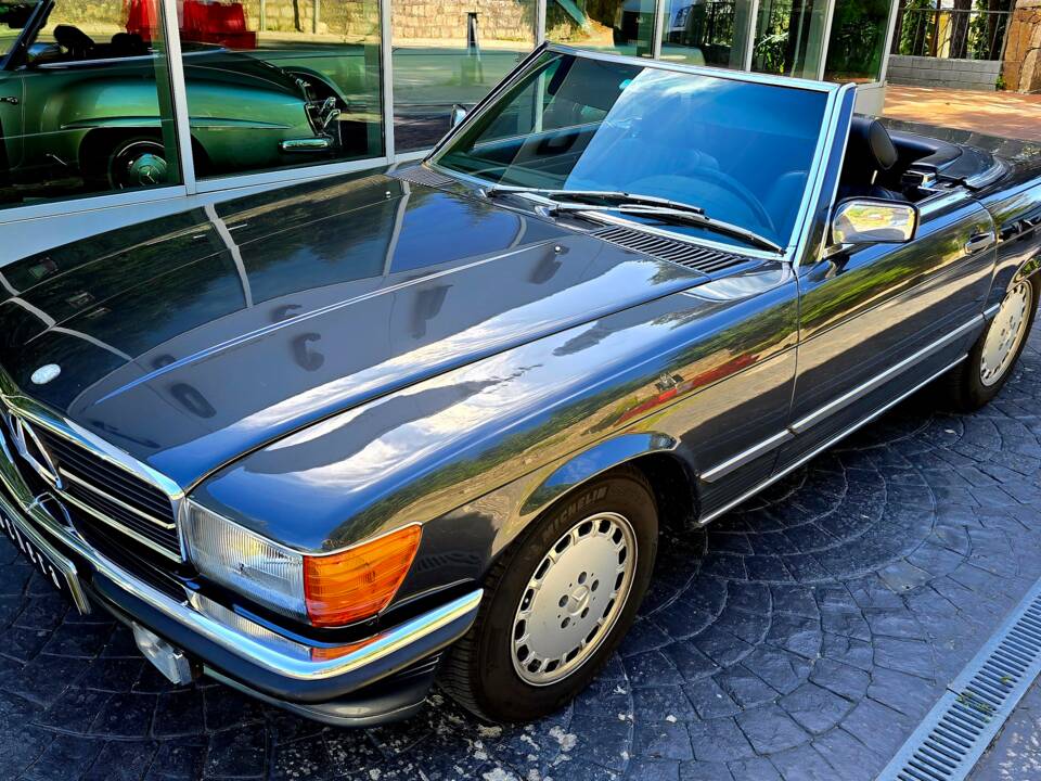 Image 1/15 de Mercedes-Benz 300 SL (1987)