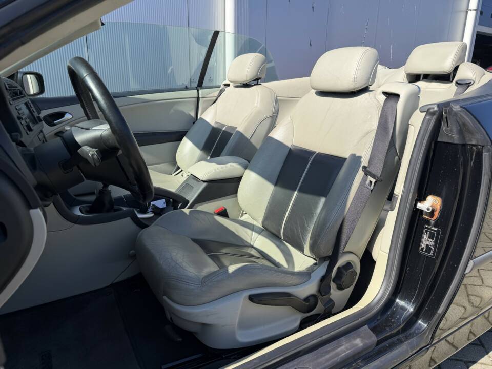 Bild 15/30 von Saab 9-3 2.0t (2004)