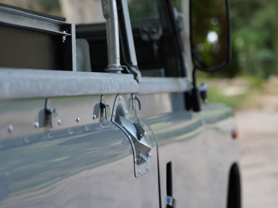 Bild 47/79 von Land Rover 88 (1963)