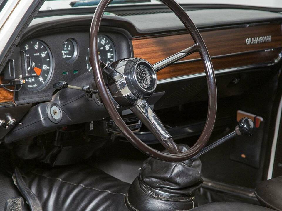 Afbeelding 18/20 van Alfa Romeo Giulia 1300 TI (1969)