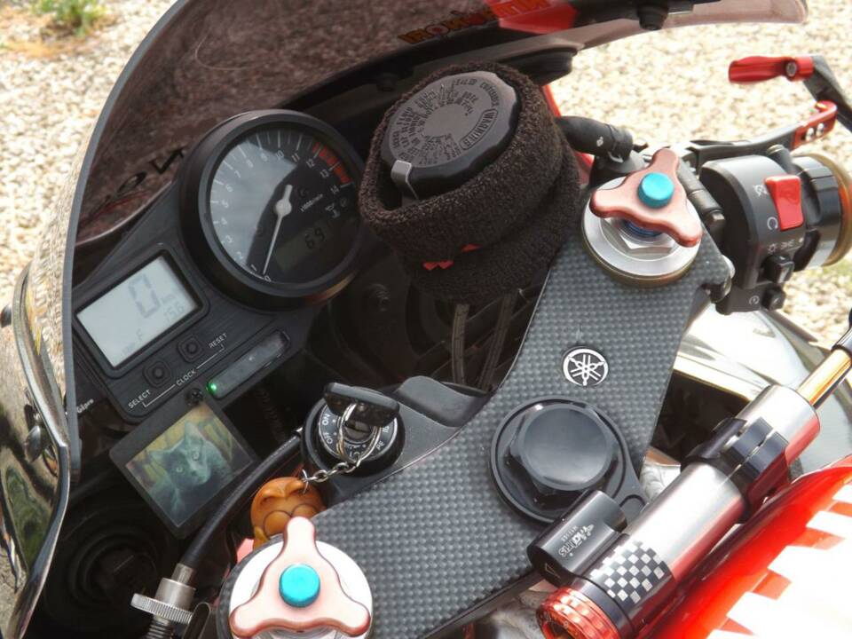 Afbeelding 50/50 van Yamaha YZF 1000 R1 (1998)