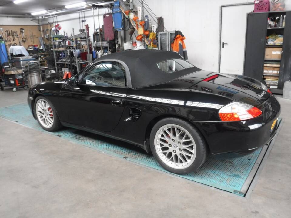 Immagine 9/50 di Porsche Boxster (2000)