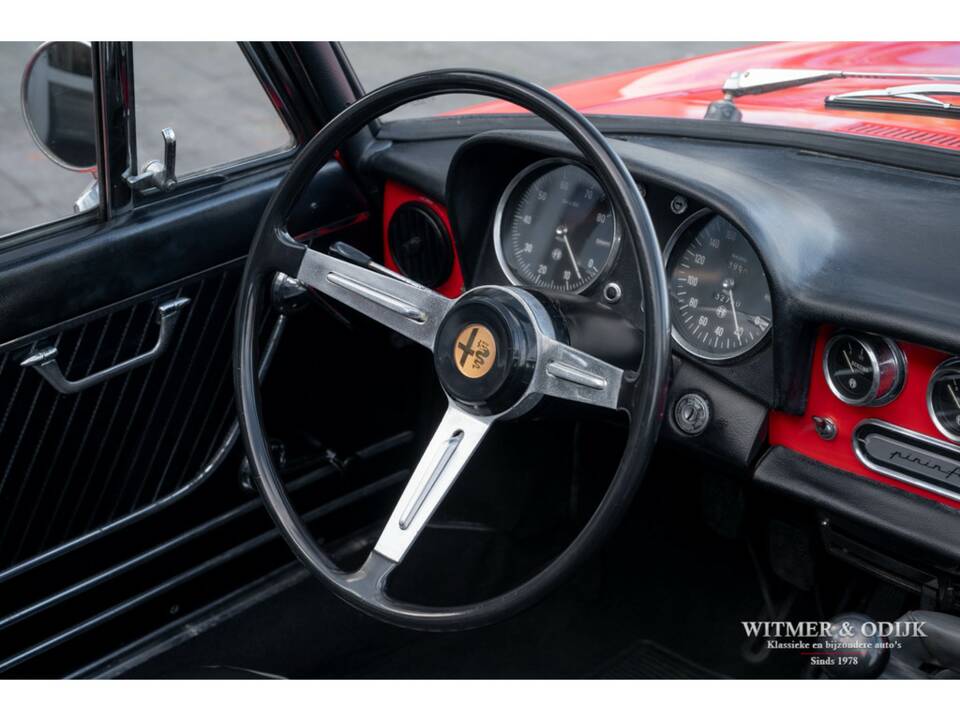 Image 7/29 of Alfa Romeo 1600 Spider Duetto (1967)