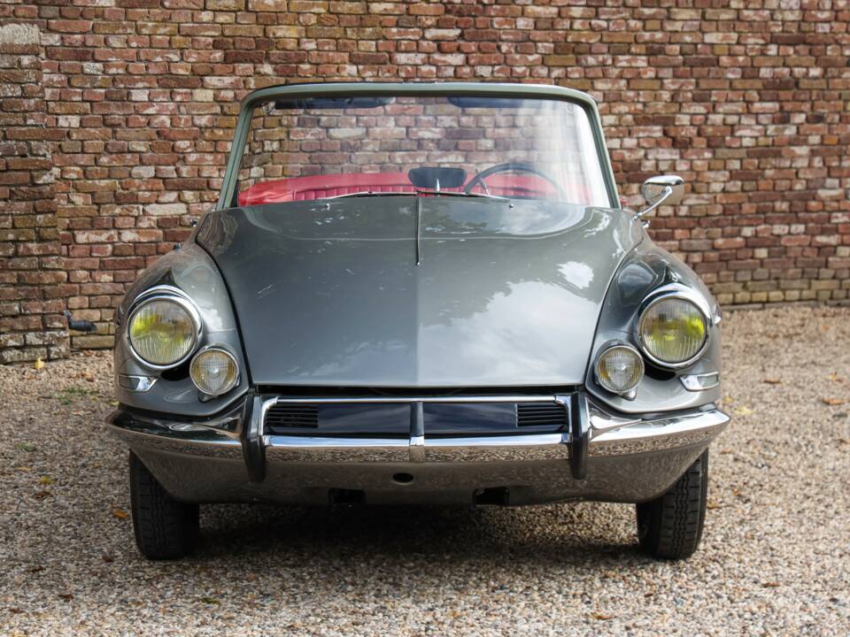 Obraz 5/50 pojazdu Citroën DS 21 Chapron (1963)