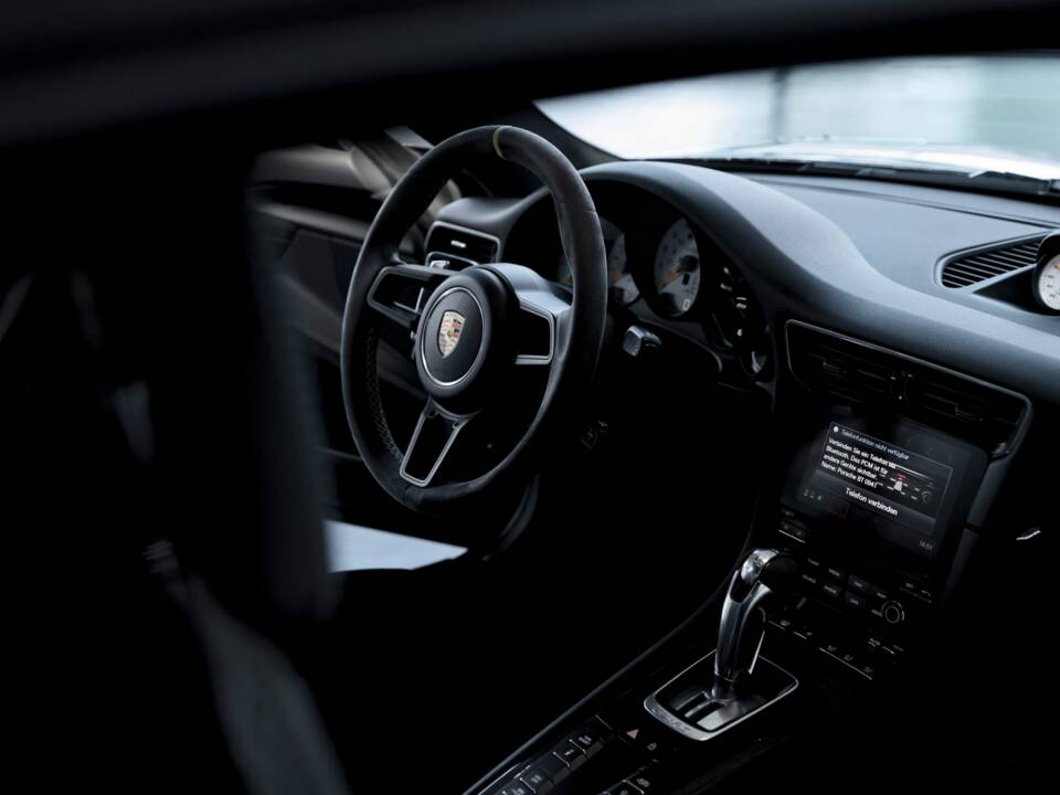 Afbeelding 47/50 van Porsche 911 GT3 RS (2019)