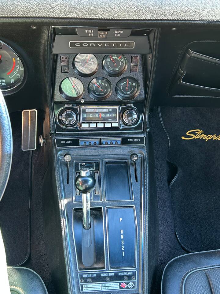 Image 15/43 of Chevrolet Corvette Stingray (1970)