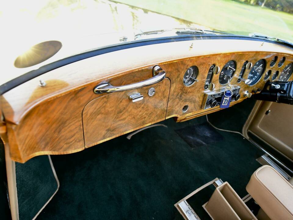 Afbeelding 49/50 van Bentley S 1 Continental DHC (1957)