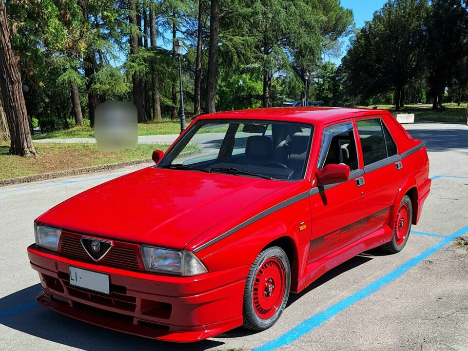 Bild 10/24 von Alfa Romeo 75 1.8 Turbo Evoluzione (1987)