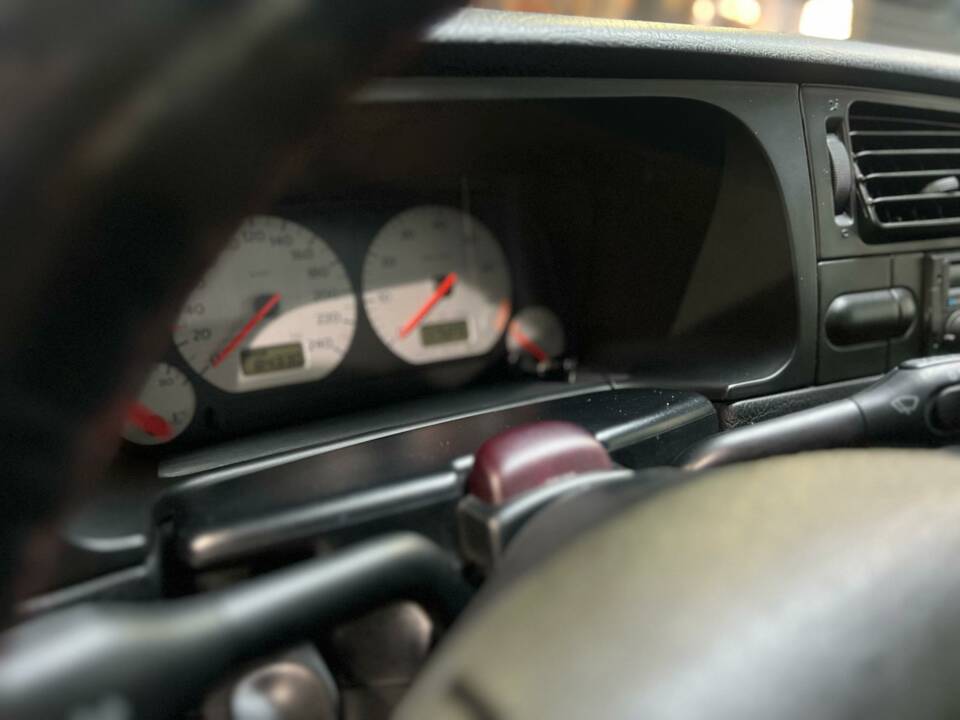 Image 11/50 de Volkswagen Golf III 2.0 16V GTI (1997)