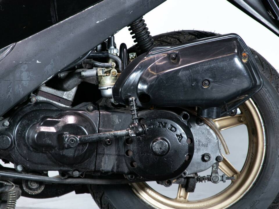 Bild 48/50 von Honda DIO ZX (1993)