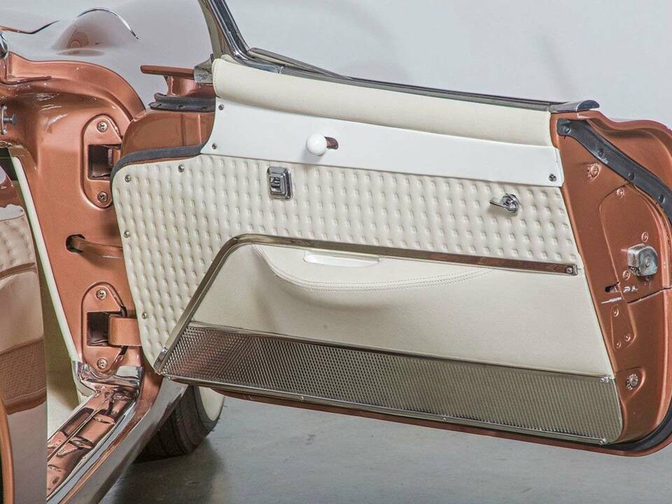 Bild 27/39 von Chevrolet Corvette (1956)