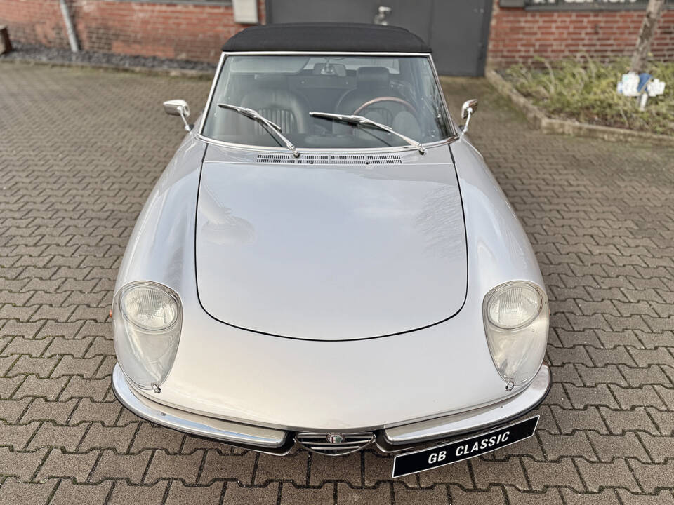 Image 6/71 de Alfa Romeo Spider Veloce 2000 (1977)