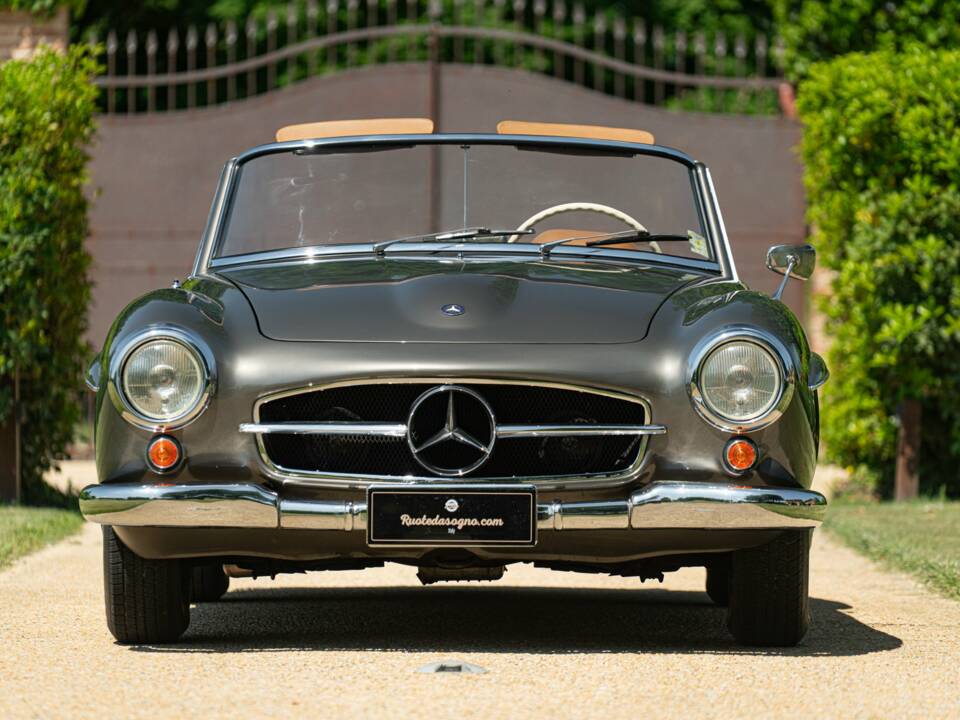 Imagen 4/50 de Mercedes-Benz 190 SL (1962)
