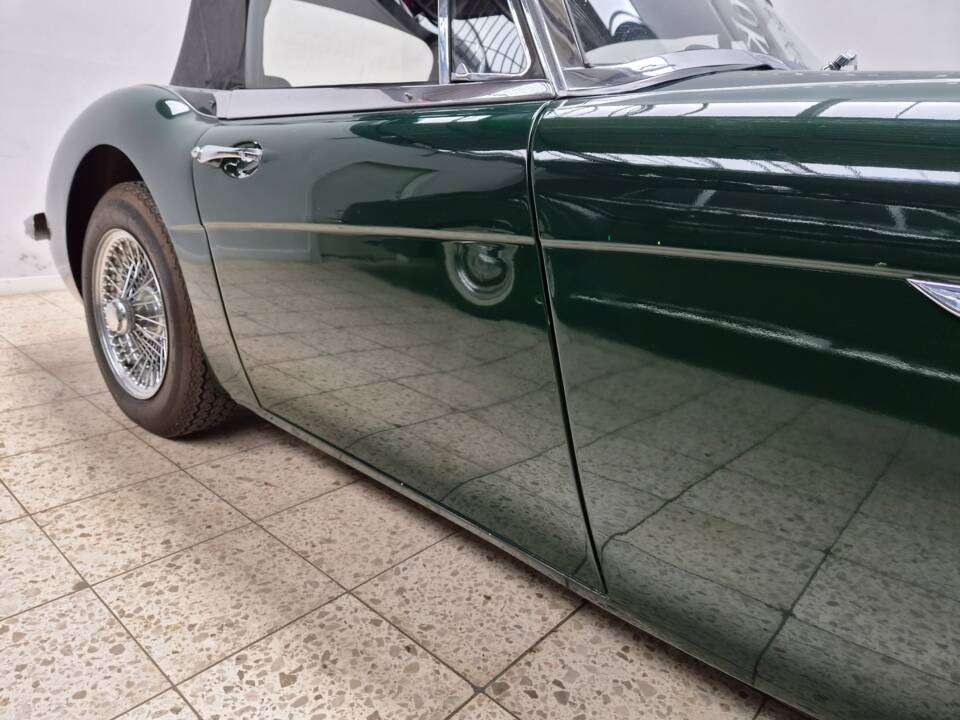 Image 15/17 of Austin-Healey 3000 Mk III (BJ8) (1966)