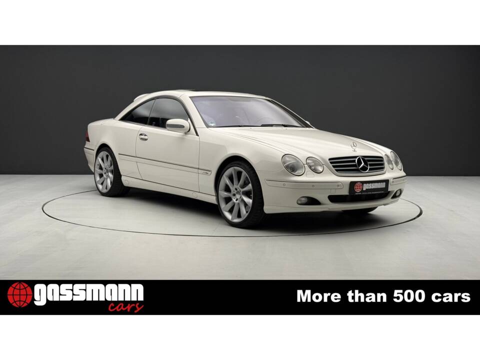 Imagen 3/15 de Mercedes-Benz CL 600 (2002)