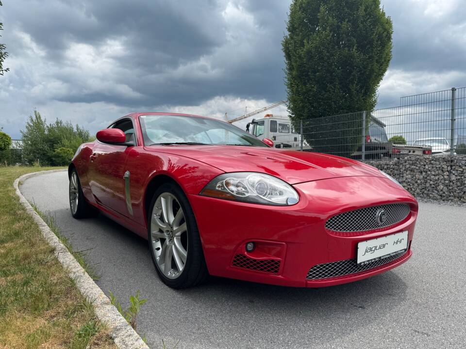 Image 4/49 of Jaguar XKR (2007)