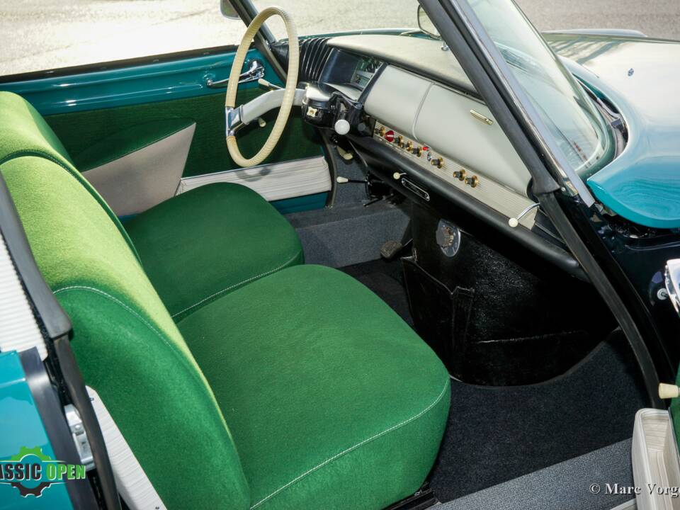 Image 17/41 of Citroën ID 19 (1964)
