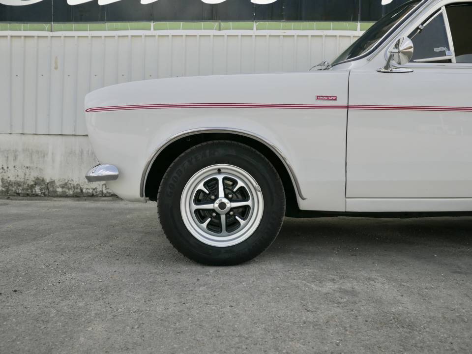 Image 10/46 of Ford Escort 1300 GT (1971)