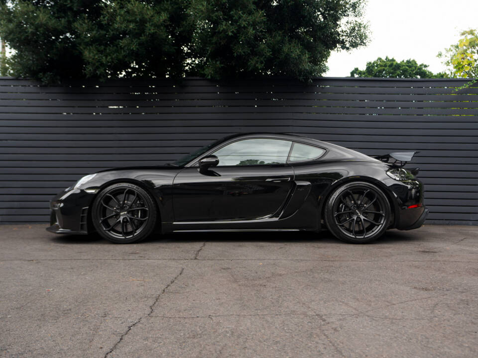 Image 5/55 of Porsche 718 Cayman GT4 Clubsport (2020)