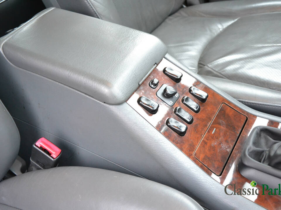 Imagen 41/50 de Mercedes-Benz ML 230 (1998)
