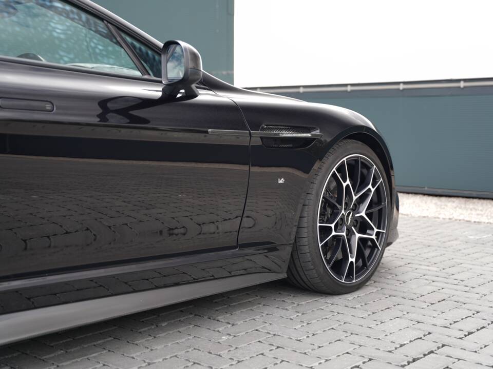 Image 47/50 of Aston Martin Rapide AMR (2019)