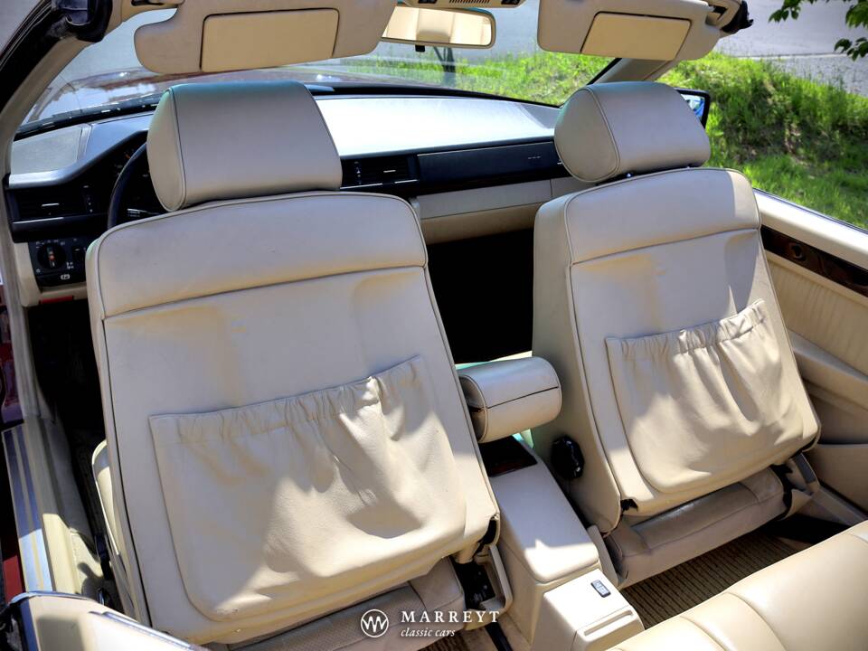 Bild 50/79 von Mercedes-Benz E 220 (1996)