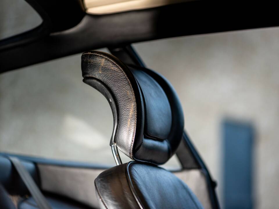 Image 34/50 de Ferrari 365 GTB/4 Daytona (1973)