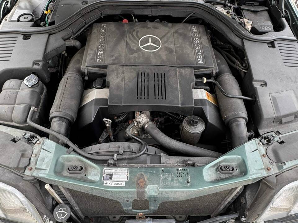 Image 30/46 of Mercedes-Benz 500 SE (1991)