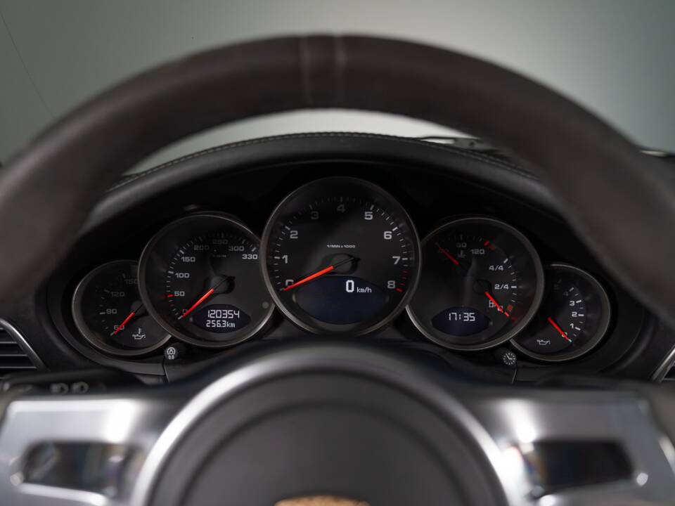 Imagen 40/46 de Porsche 911 Carrera GTS (2011)